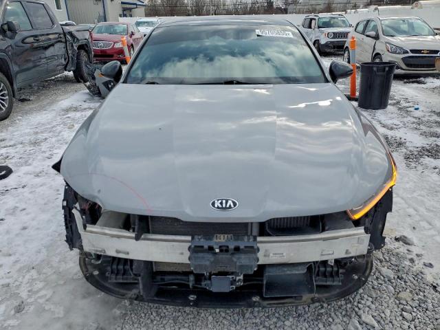 Kia K5 Gt Line Image 2