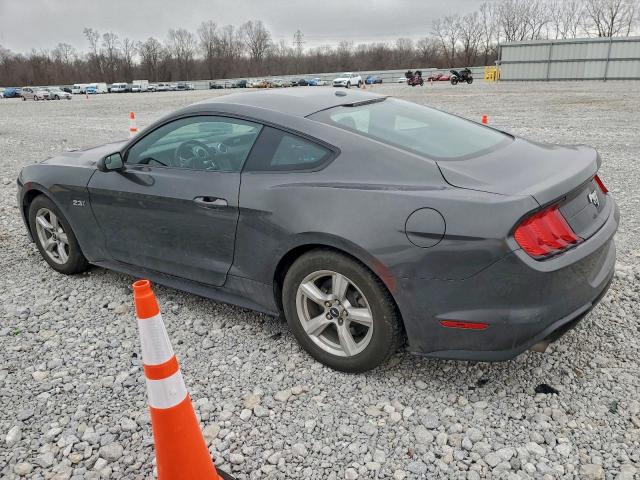 Ford Mustang Image 3