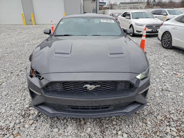 Ford Mustang Image 4