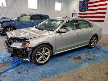  Salvage Volkswagen Passat