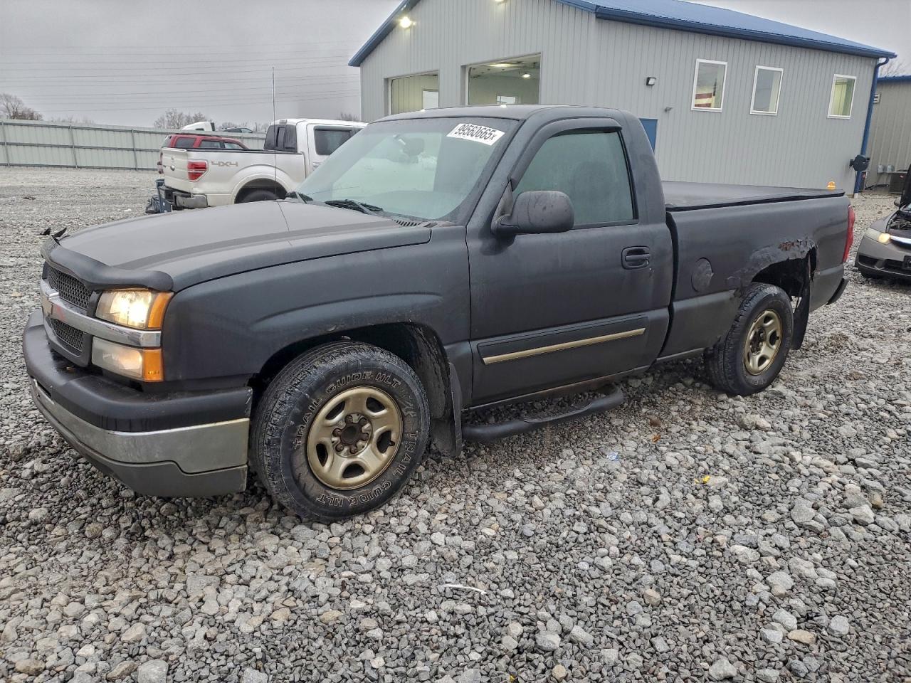 Chevrolet Silverado C1500 Image 1