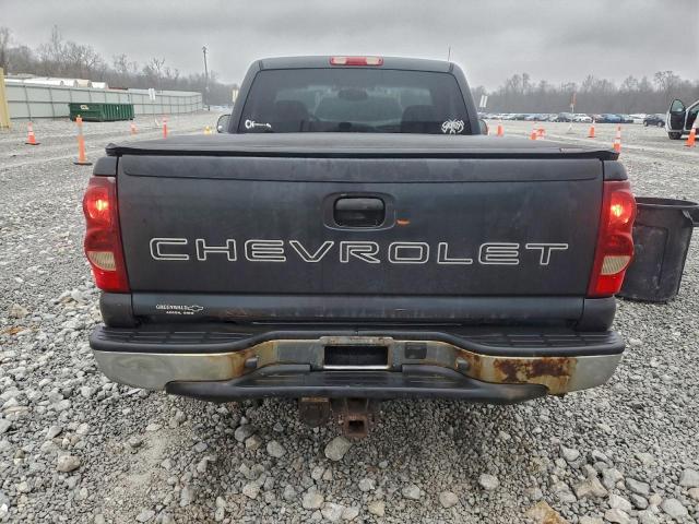 Chevrolet Silverado C1500 Image 7