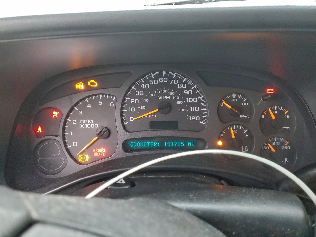 Chevrolet Silverado C1500 Image 11