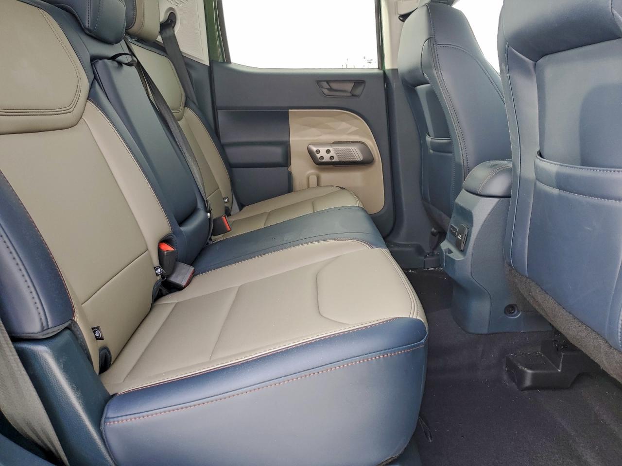 Ford Maverick L Lariat Image 6