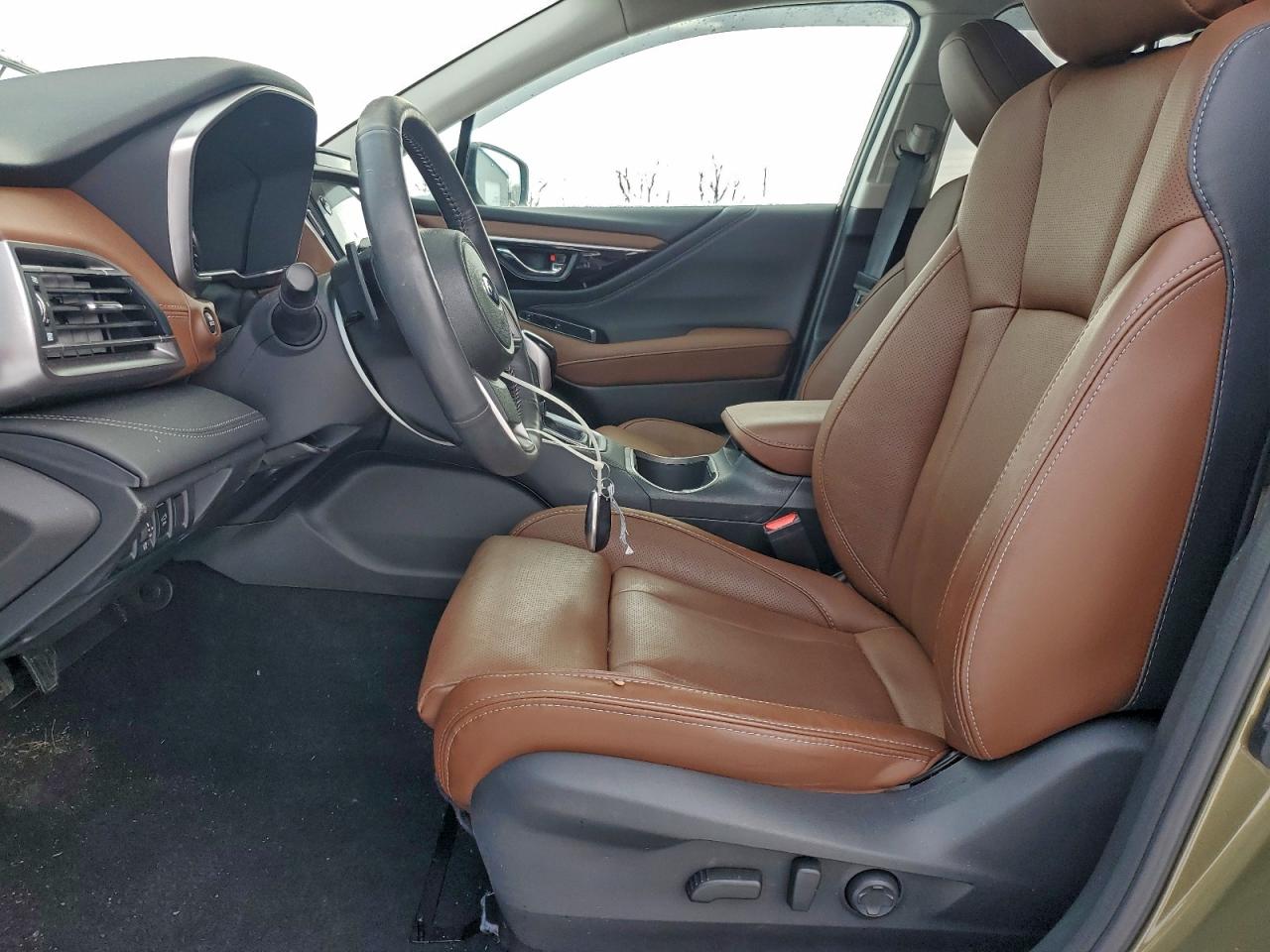 Subaru Outback Touring Image 5