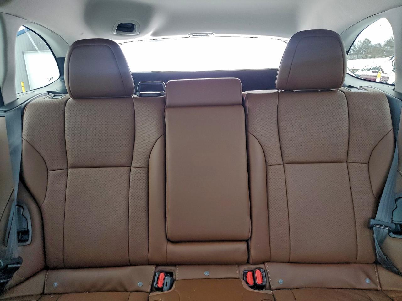 Subaru Outback Touring Image 4