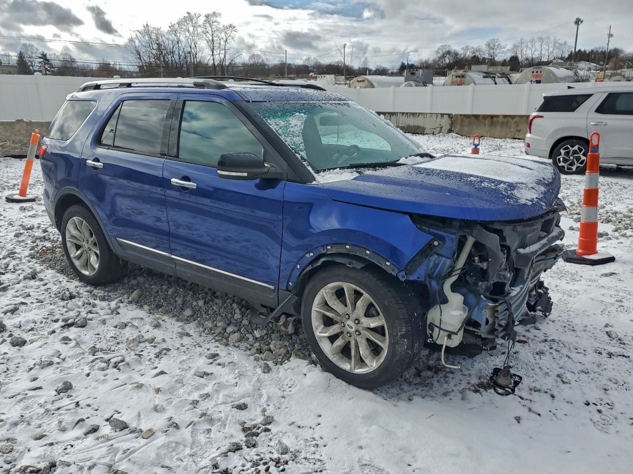 Ford Explorer Xlt Image 7