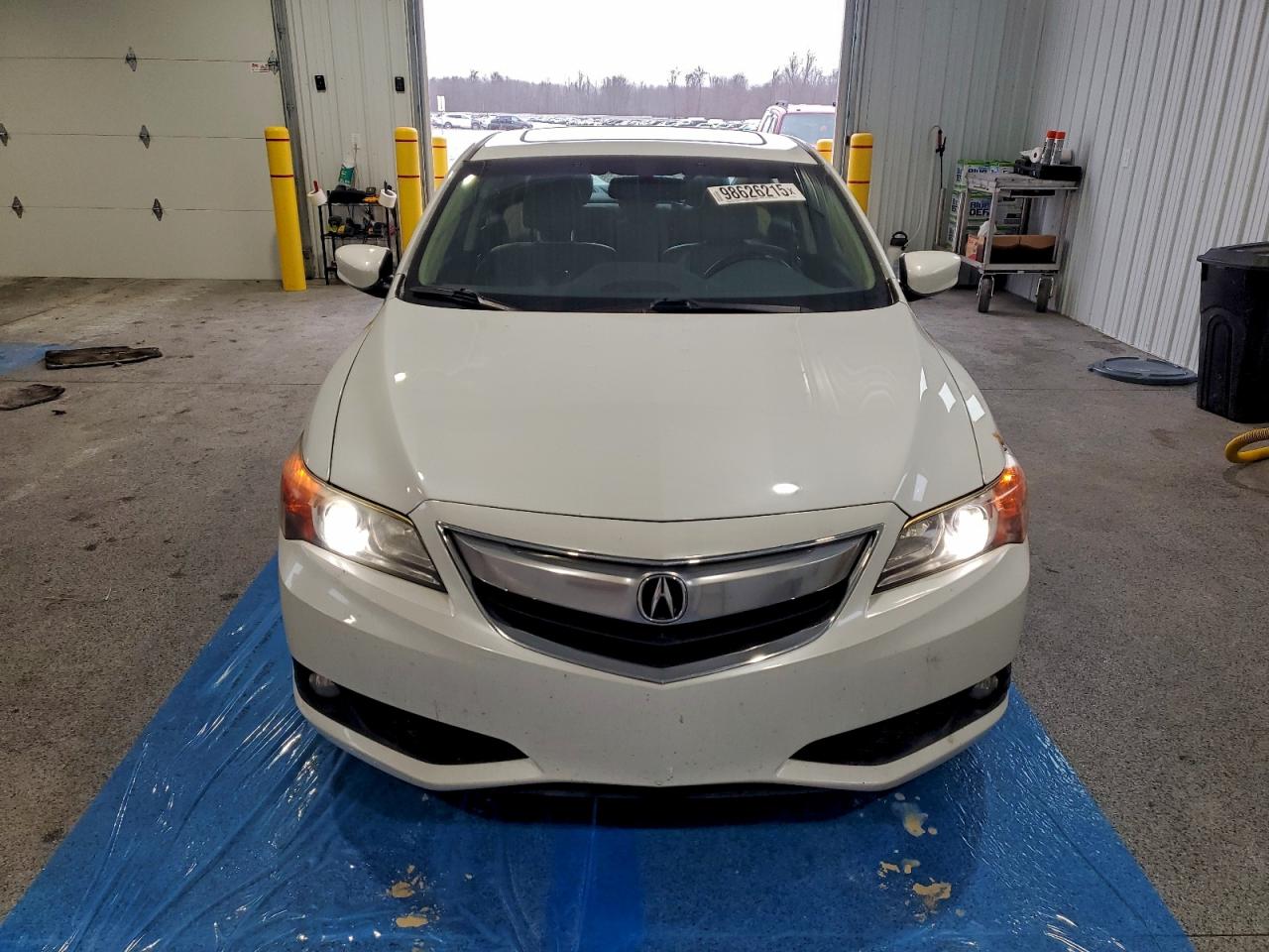 Acura ILX 20 Tech Image 8