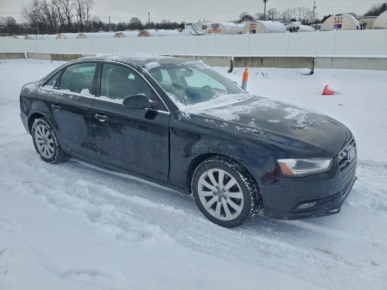 Audi A4 Premium Image 4