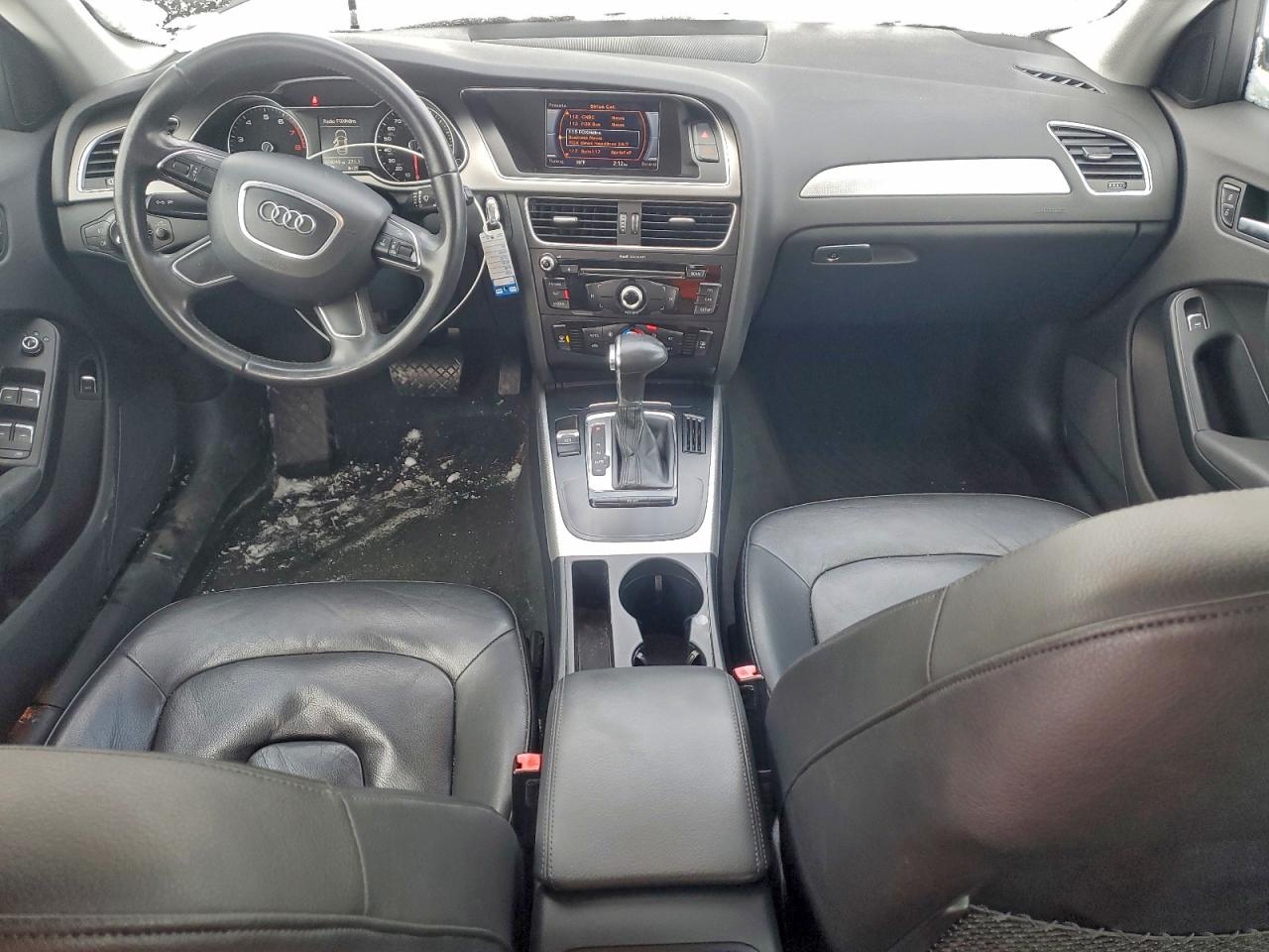 Audi A4 Premium Image 11