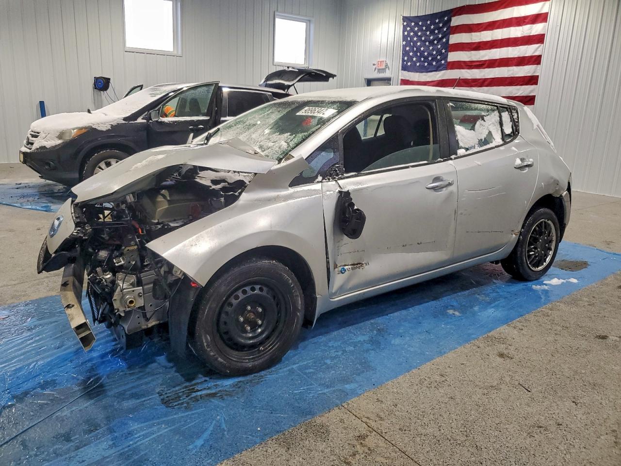 Nissan LEAF S Image 1