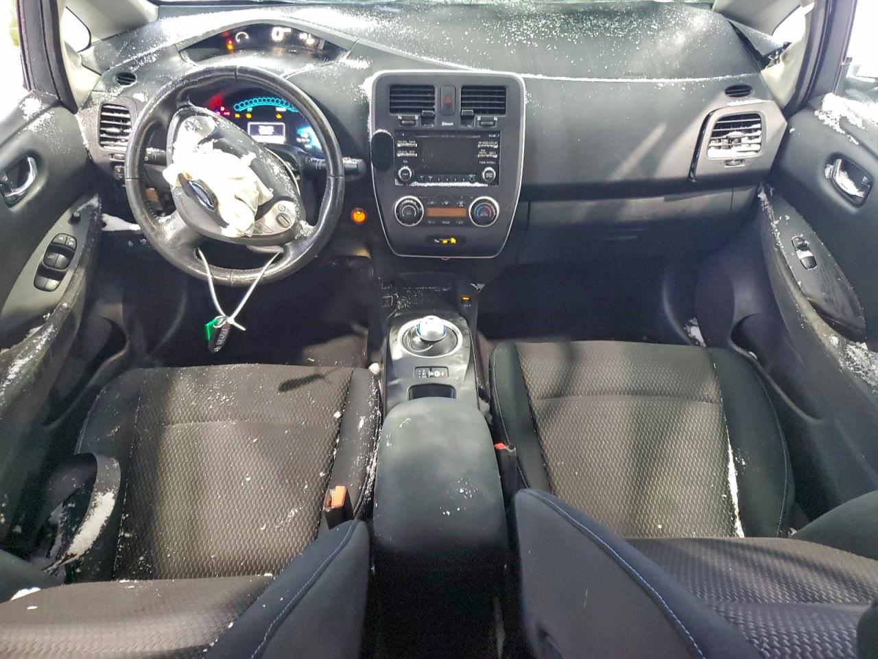 Nissan LEAF S Image 8