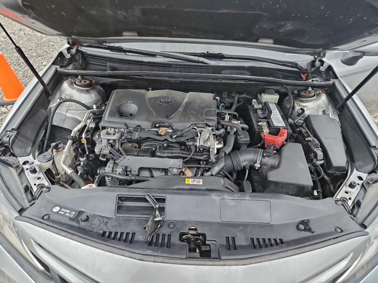 Toyota Camry L Image 5