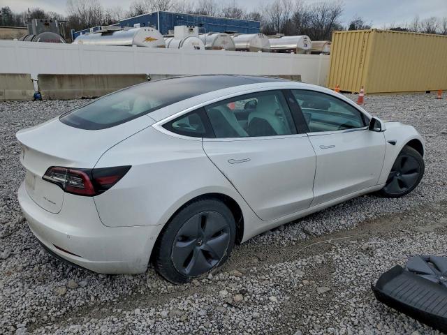 Tesla Model 3 Image 3