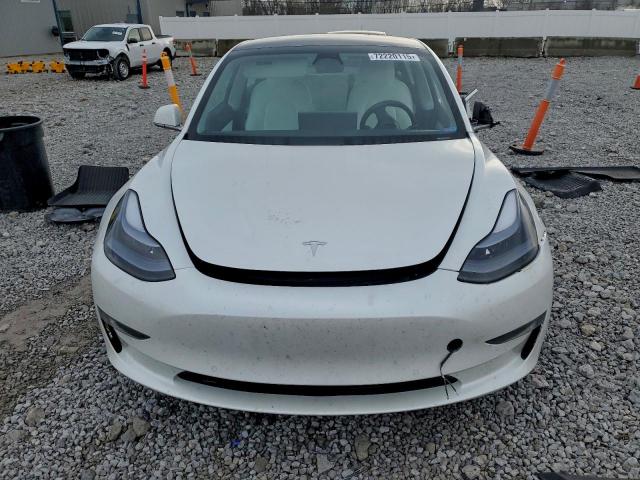 Tesla Model 3 Image 13