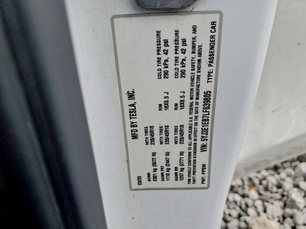 Tesla Model 3 Image 12