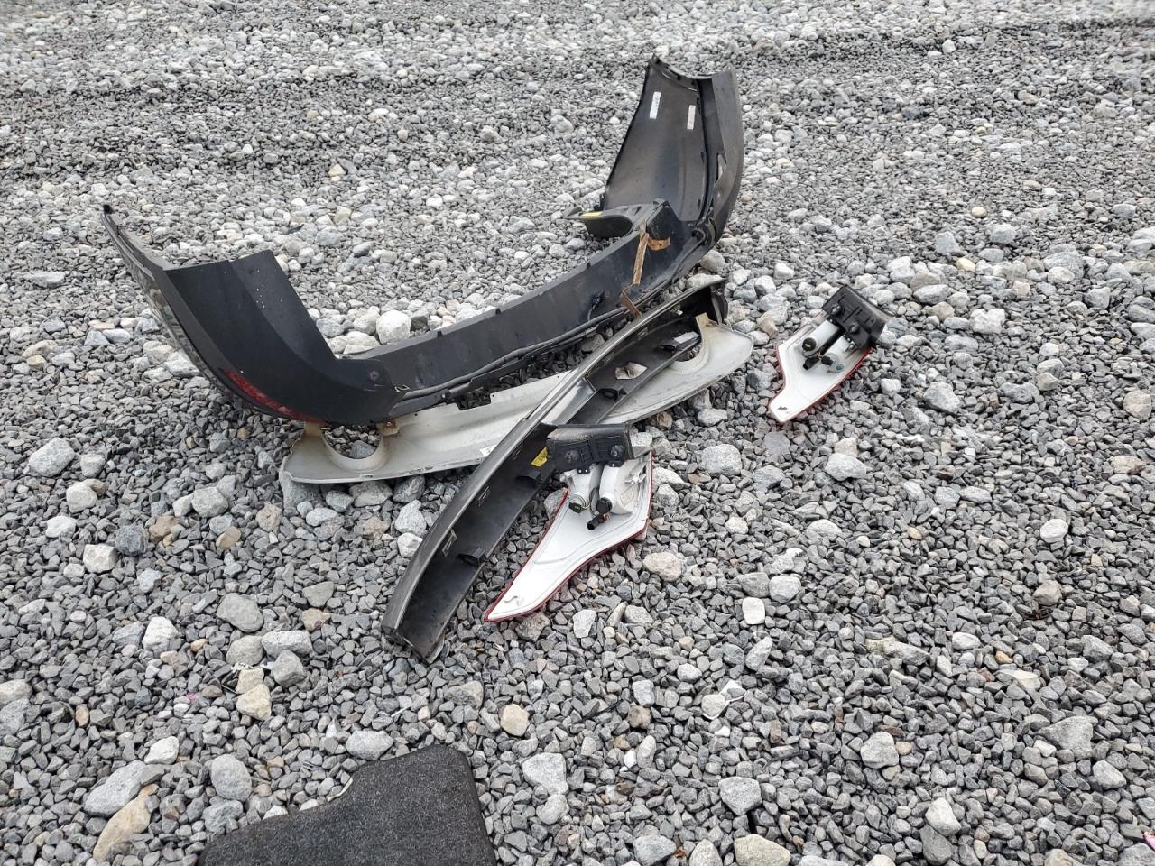 Ford Escape Se Image 8