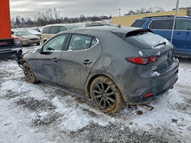 Mazda 3 Premium Image 3