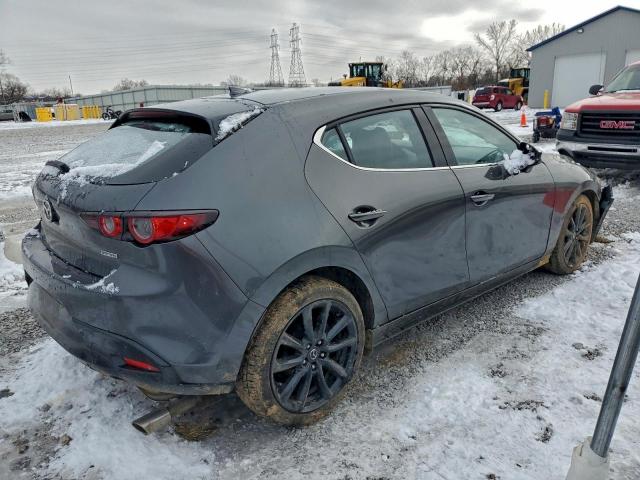 Mazda 3 Premium Image 11