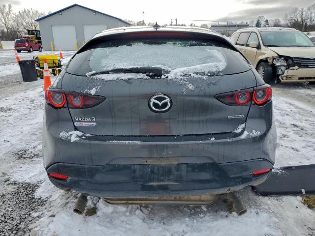 Mazda 3 Premium Image 4