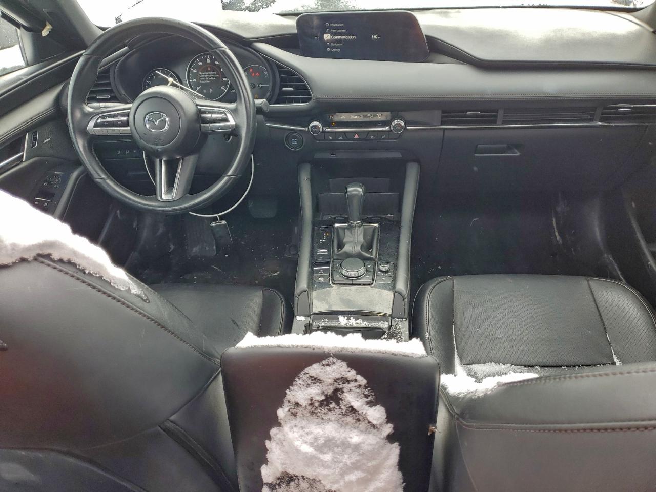 Mazda 3 Premium Image 2