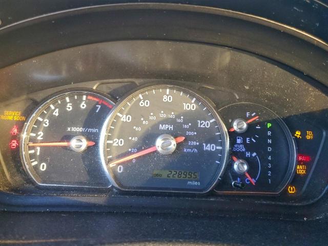 Mitsubishi Endeavor Ls Image 6