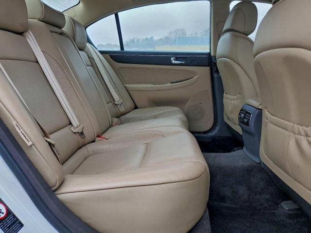Hyundai Genesis 4.6l Image 7