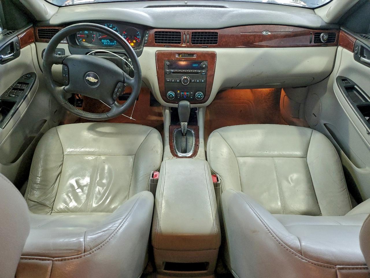 Chevrolet Impala 1lt Image 4