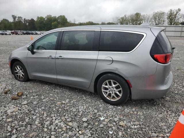 Chrysler Pacifica Touring Image 2